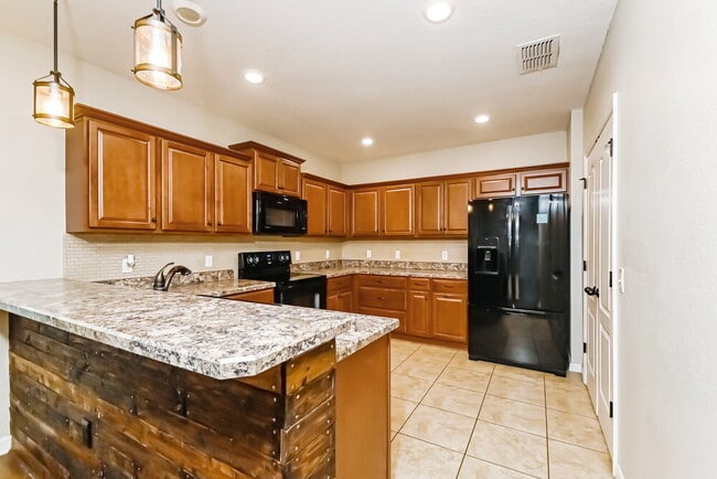 Photo - 10641 Laguna Plains Dr