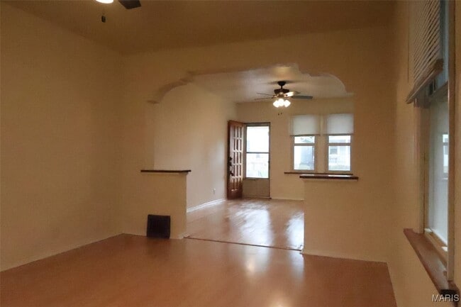 Photo - 6418 Hoffman Ave