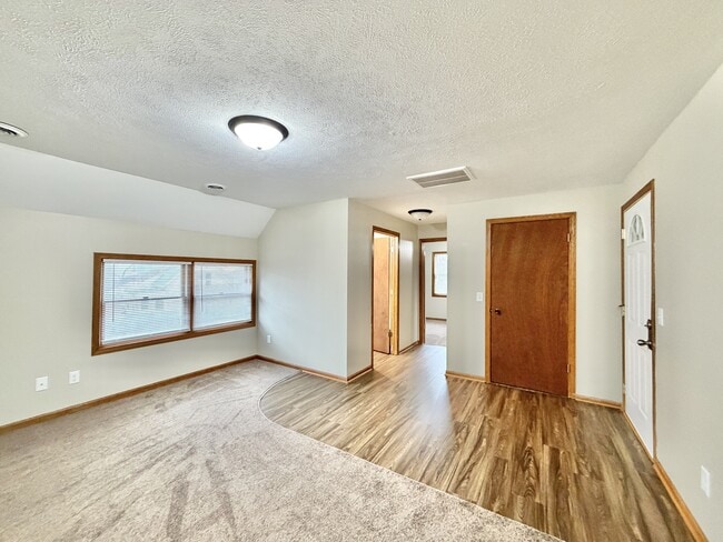 Photo - 167 S Jackson St