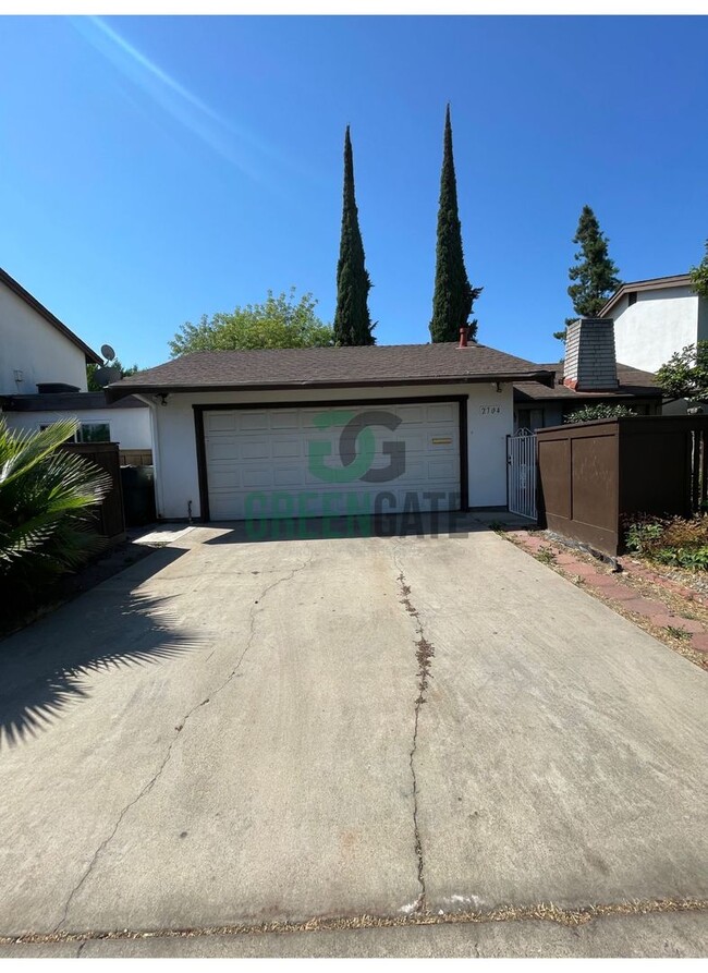 Photo - 3 BEDROOM 2 BATH HOME MOVE IN READY IN MODESTO!