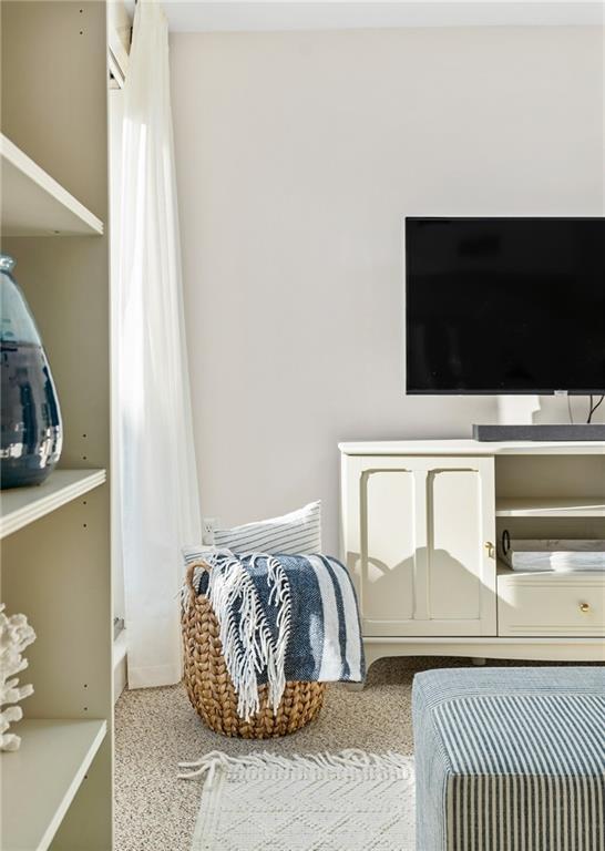 Photo - 214 Goddard Row