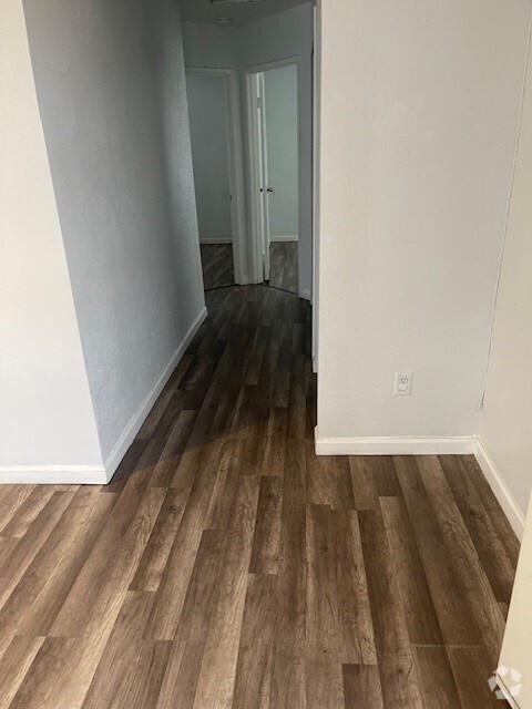 Building Photo - 451 Westminster Pl Unit C Rental