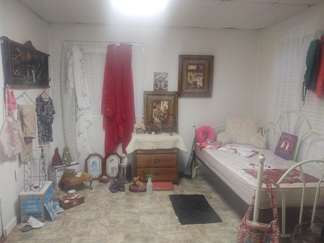 Photo - 48 Marcellas Ln