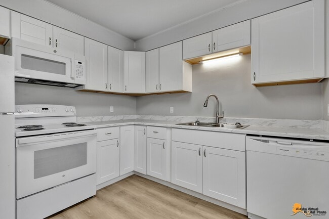 Photo - 1030 W 26th Ave Unidad 1