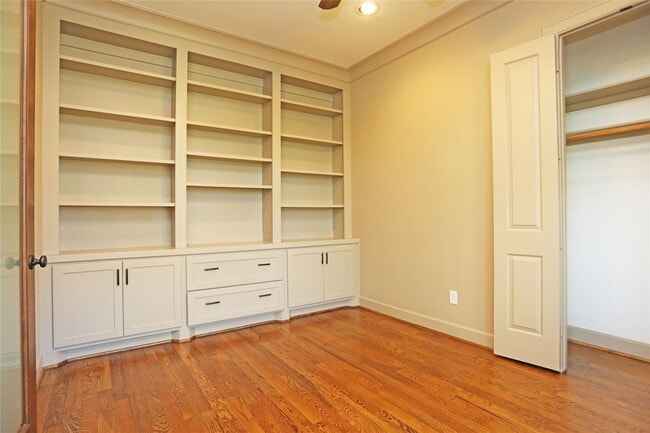 Photo - 1611 Wakefield Dr