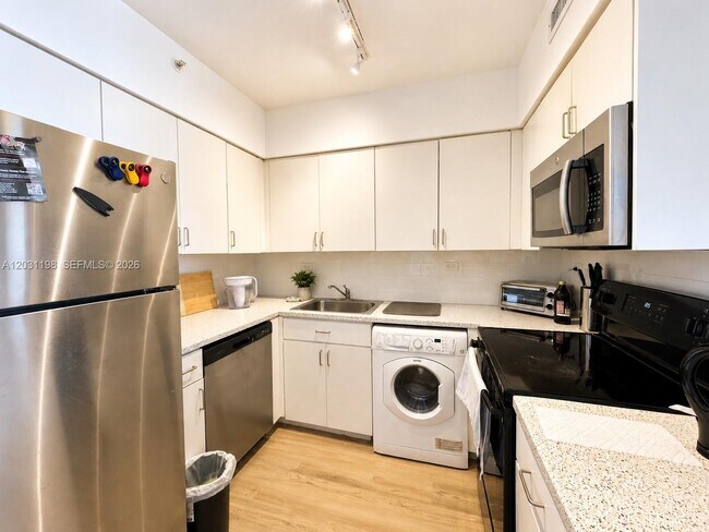 1500 Bay Rd Unit 718S