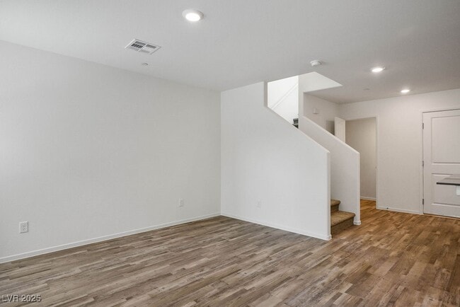 Photo - 6184 Hibiscus Gdn St