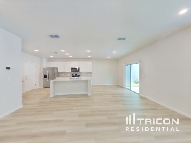 Photo - 14934 Macadamia Ln