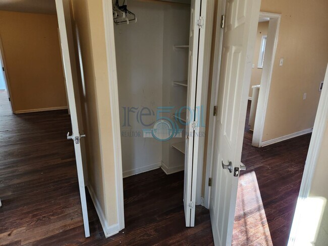 Photo - Great Family Home!  4BR 2 BA