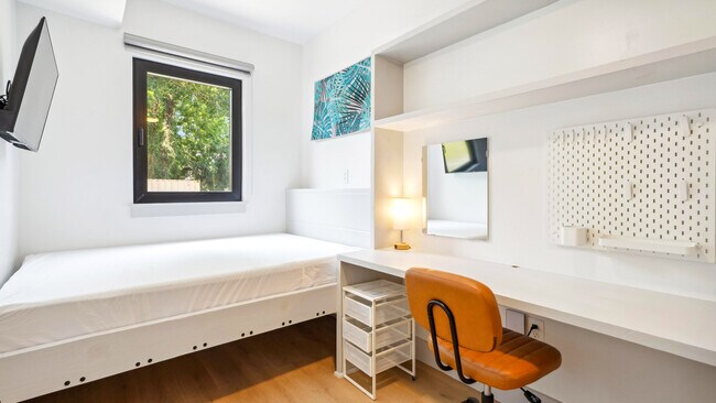 Photo - 1712 N Robertson St