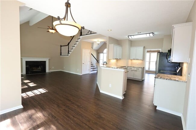 Photo - 6395 Seymour Ct NW