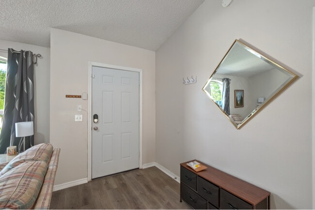 Photo - 18 Spring Radial