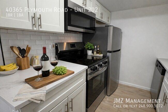 Photo - 40365 Plymouth Rd Unidad 202