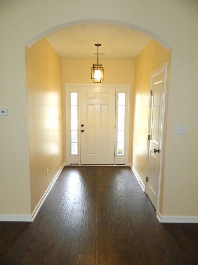 Photo - 498 Sebastian Dr