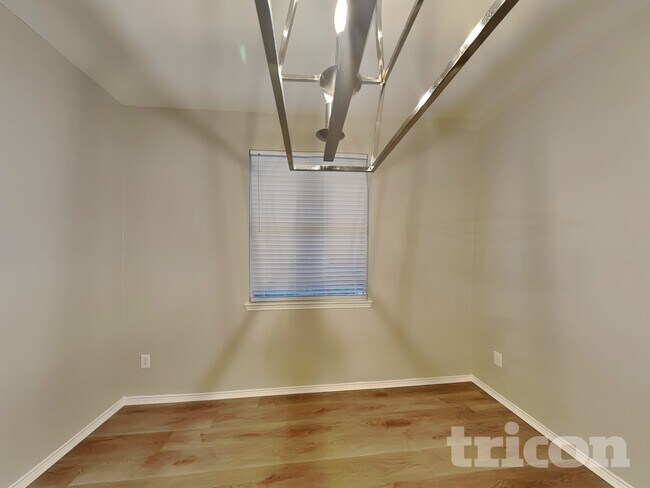 Photo - 7912 Hidden Path Ln