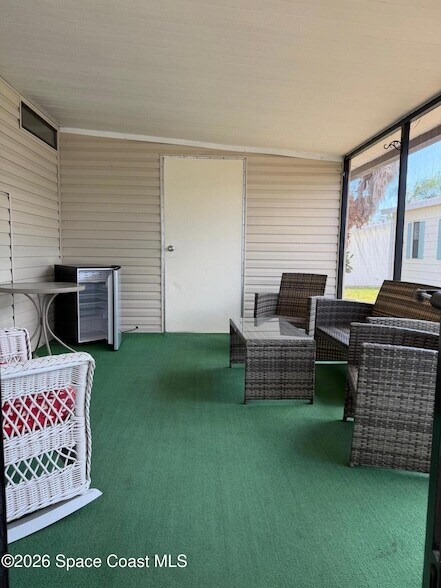 Photo - 706 Hyacinth Cir