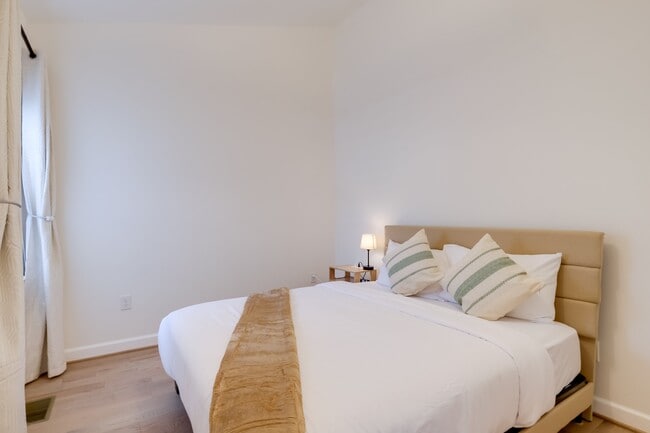 Photo - 1427 S St NW