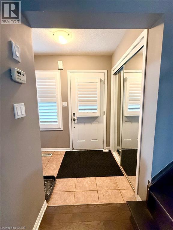 Photo - 183 Chase Crescent