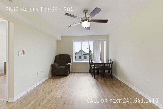 Photo - 3865 Halley Terrace SE