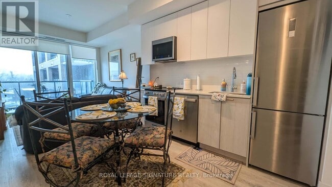 Photo - 185 Deerfield Rd Unité 321