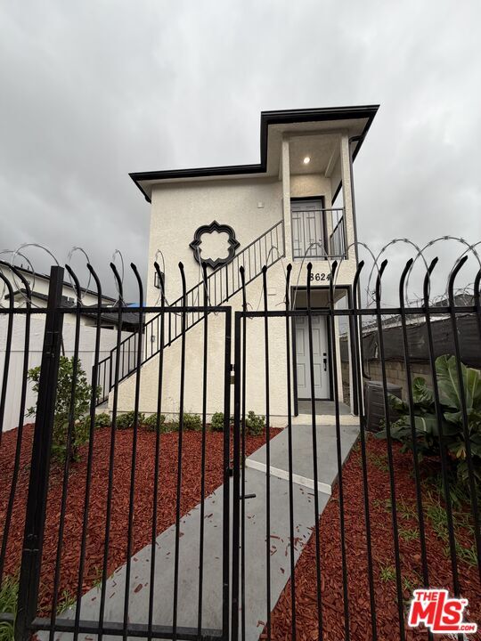 Photo - 8624 Graham Ave