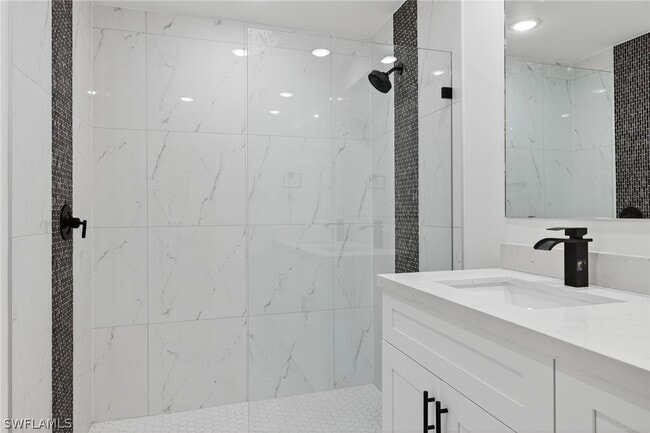 Photo - 366 Butler Ave S