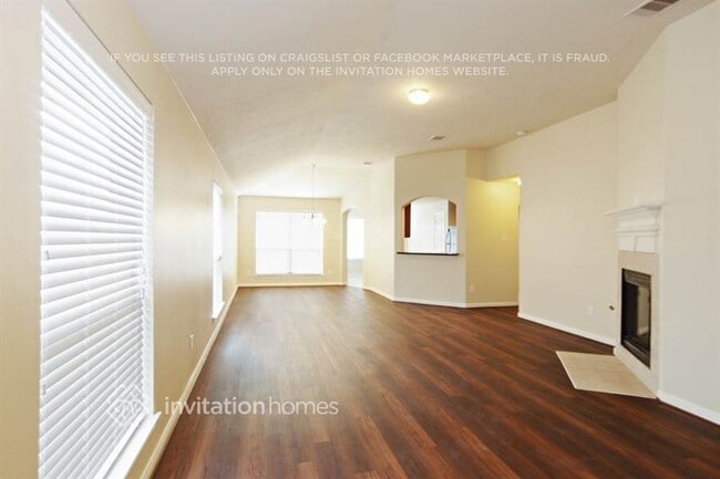 Photo - 129 Rodeo Dr