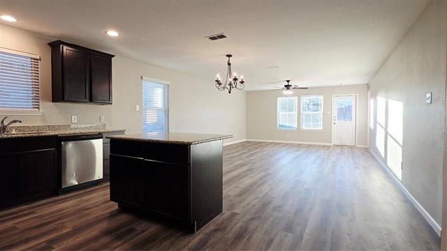 Photo - 824 Rivers Creek Ln