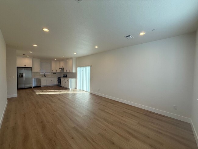 Photo - 8461001/85 Unit 8461002001