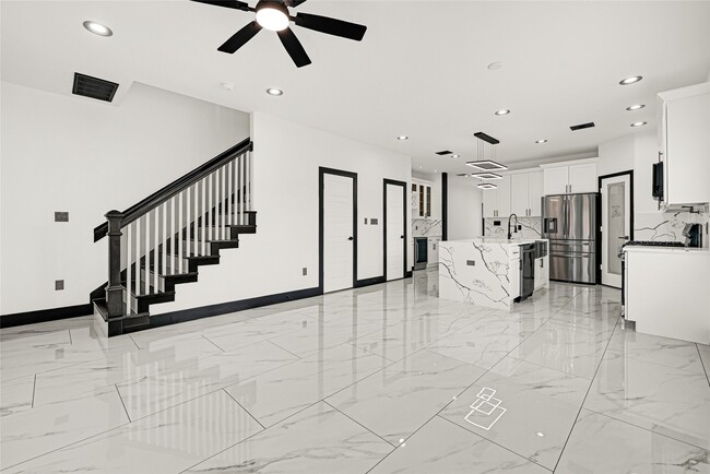 Photo - 13106 Donegal Way