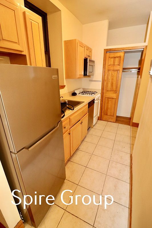 Photo - 814 10th Ave
