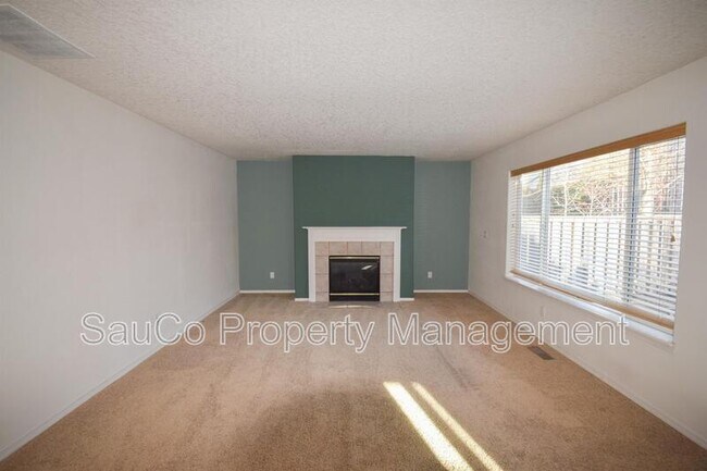 Photo - 16933 NW Arizona Dr