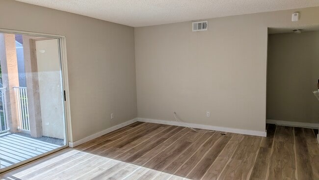 Building Photo - 10450 SW 157th Ct Unit Kendall