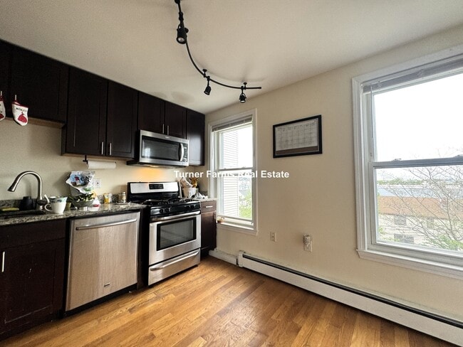Photo - 30 Wordsworth St Unit 2