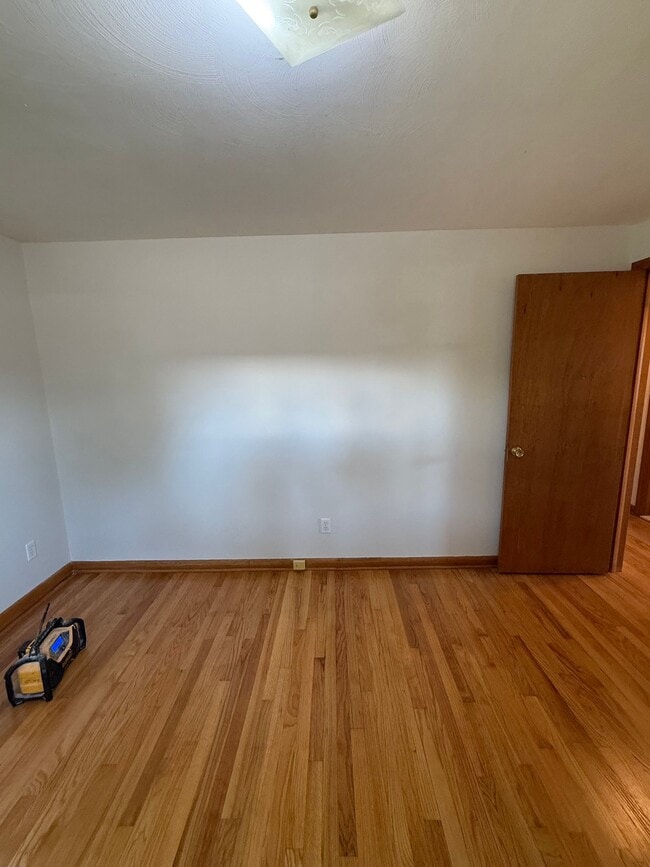 Photo - 25 Coolidge Ave Unit East