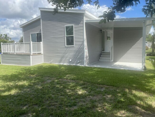 4072 70th Ct N