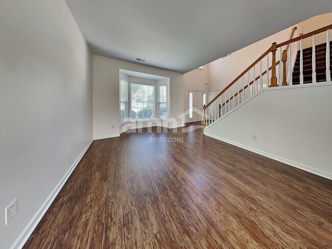 Photo - 1440 Cantwell Ct