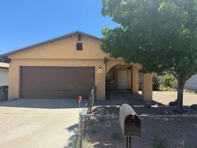 3 Bedroom 2 Bathroom Home - 3 Bedroom 2 Bathroom Home