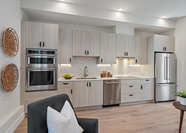 Photo - Luxurious New Townhome in South Sloan’s Lake