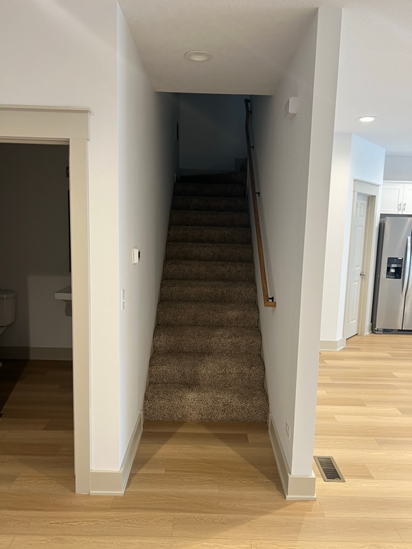 Photo - 430 Stewart Ct