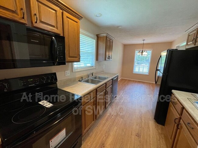 Photo - 3222 W Wick St