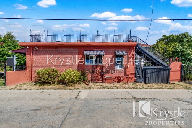 318 Napa St Unit B