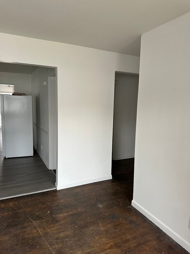 Photo - 3203 Old Forest Rd Unidad Residential