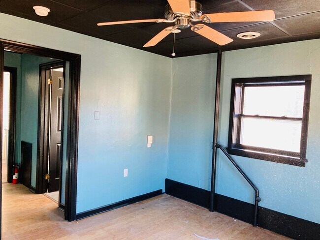 Photo - 922 Western Ave Unit WT 922- 2R