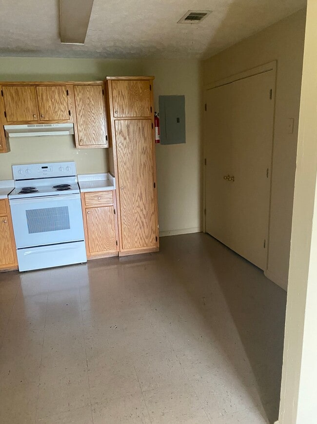 Photo - Monthly Paid Rent Unit 13