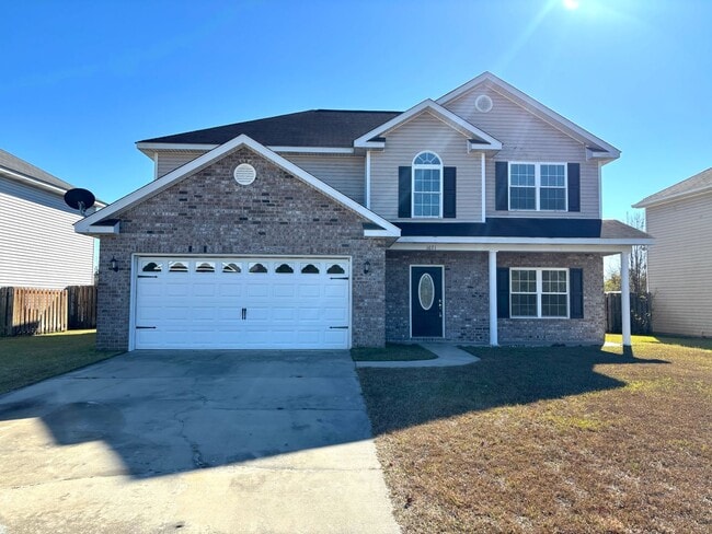 Building Photo - FOR RENT