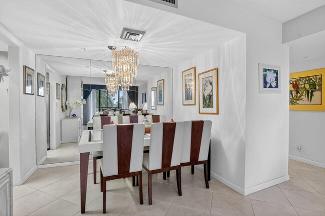 Photo - 7738 Lakeside Blvd Unit 373