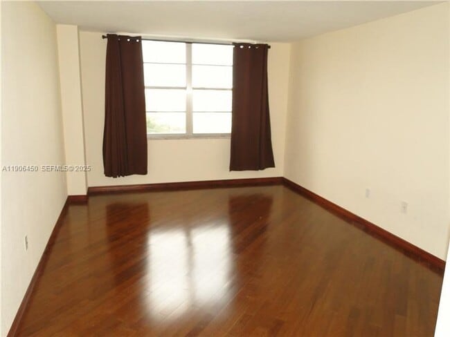 Photo - 2801 NE 183rd St Unit 1411W