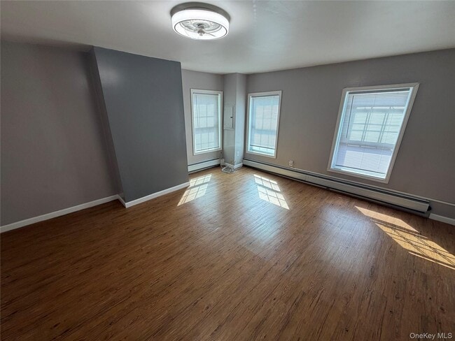 93 Catharine St Unit 2