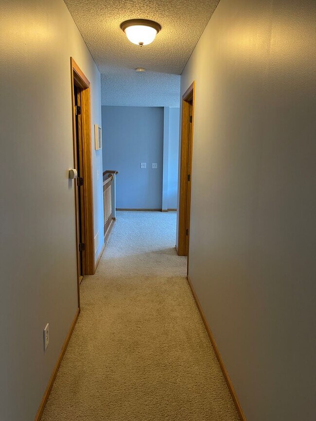 Photo - Beautiful end unit townhome in Elk River!